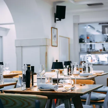 Second Life In - Zala With Private Parking And Shuttle Service Hotel