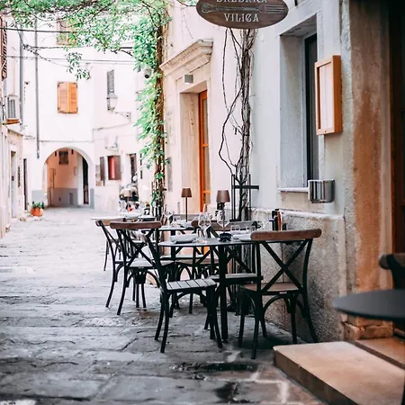 Hotel Second Life In - Zala With Private Parking And Shuttle Service