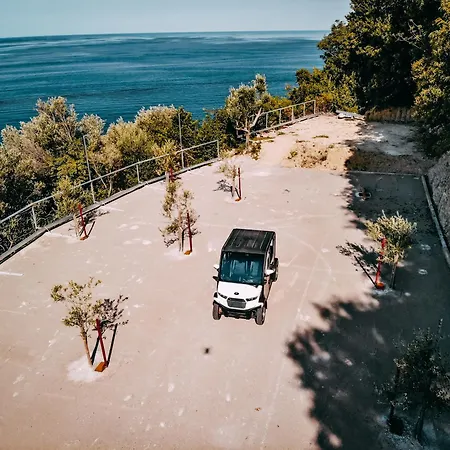 Second Life In - Zala With Private Parking And Shuttle Service