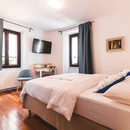 Second Life In - Zala With Private Parking And Shuttle Service