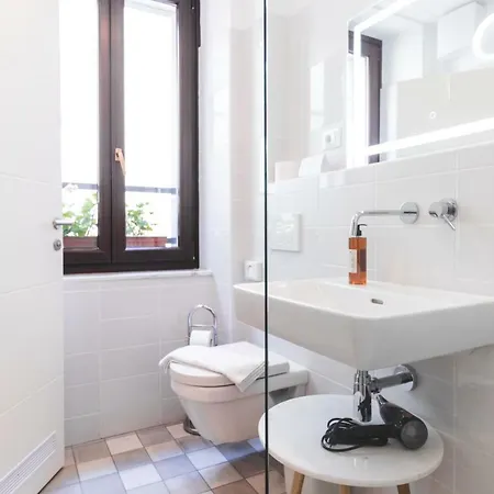 Second Life In - Zala With Private Parking And Shuttle Service