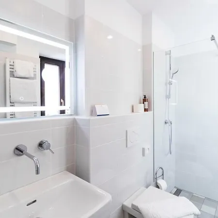 מלון Second Life In - Zala With Private Parking And Shuttle Service 3*