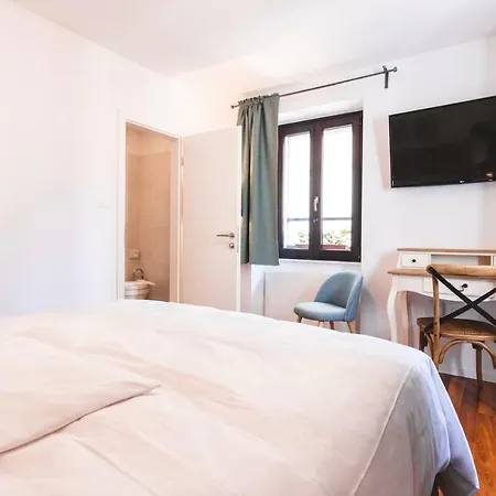 Second Life In - Zala With Private Parking And Shuttle Service פיראן