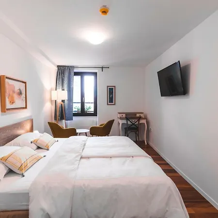 Hotel Second Life In - Zala With Private Parking And Shuttle Service Piran