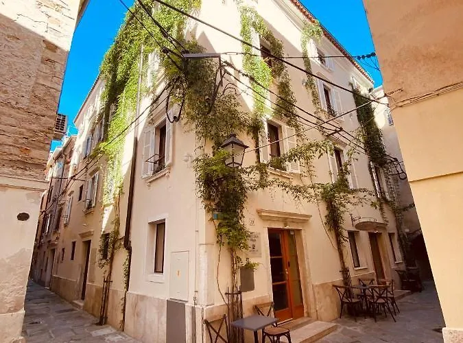 Hotel Second Life In - Zala With Private Parking And Shuttle Service 3*