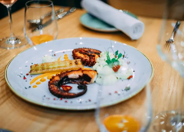 Second Life In - Zala With Private Parking And Shuttle Service מלון