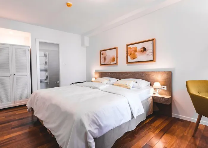 Second Life In - Zala With Private Parking And Shuttle Service